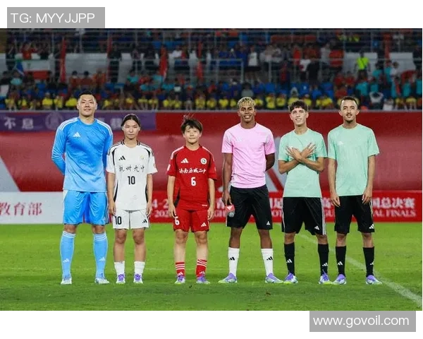 亚洲赛场闪耀的欧洲球星故事与跨洲际足球文化交流